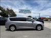 2017 Chrysler Pacifica Touring - thumbnail 2