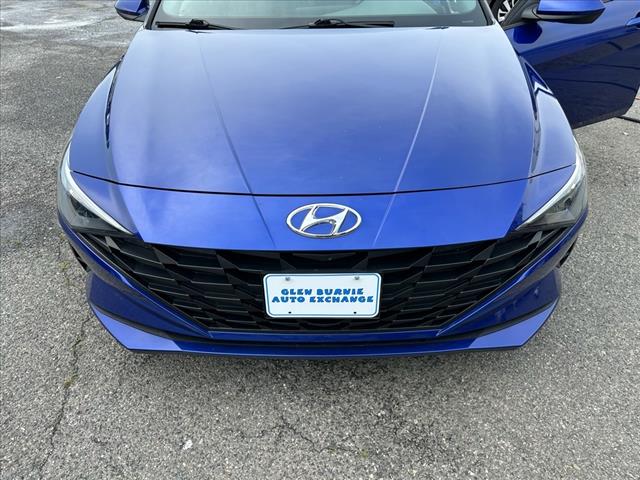2021 Hyundai ELANTRA SE