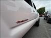 2015 Toyota Tacoma V6 - thumbnail 3