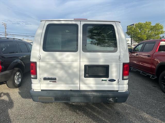 2013 Ford E-Series E-350 SD