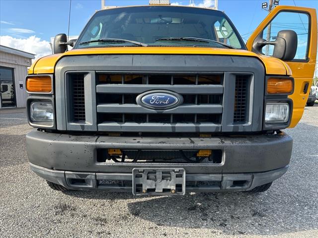 2013 Ford E-Series E-350 SD