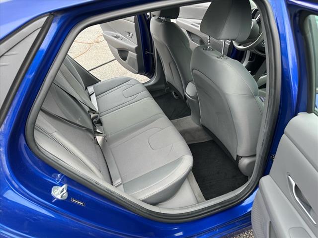 2021 Hyundai ELANTRA SE