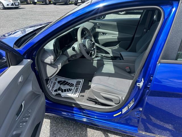 2021 Hyundai ELANTRA SE