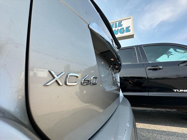2016 Volvo XC60 T6 Drive-E