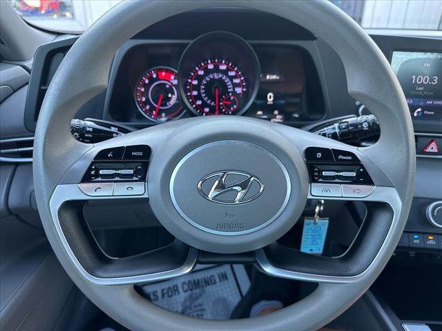 2021 Hyundai ELANTRA SE