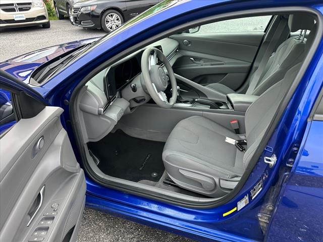 2021 Hyundai ELANTRA SE