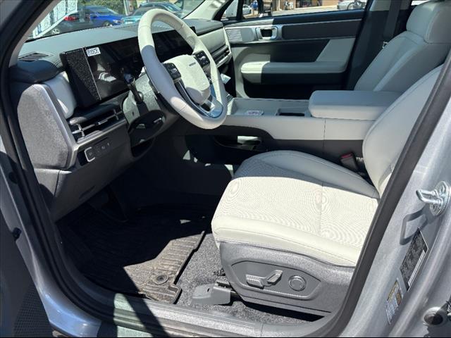 2025 Hyundai SANTA FE SEL
