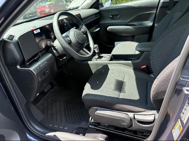 2025 Hyundai KONA SE