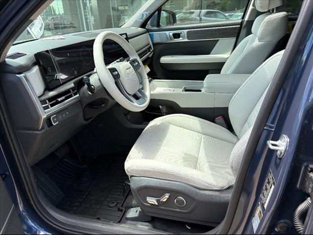 2025 Hyundai SANTA FE Limited