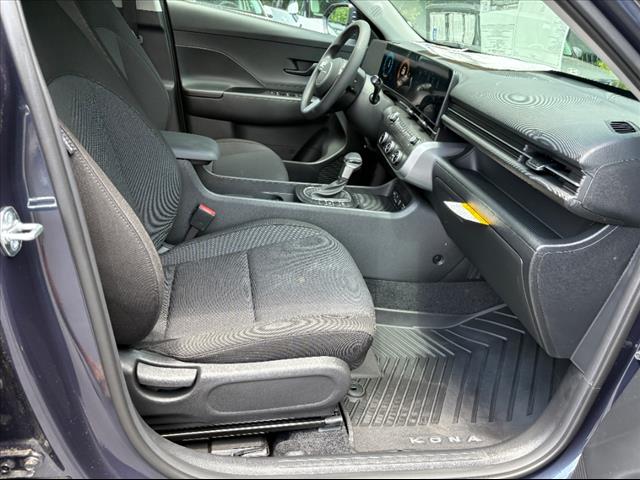 2025 Hyundai KONA SE