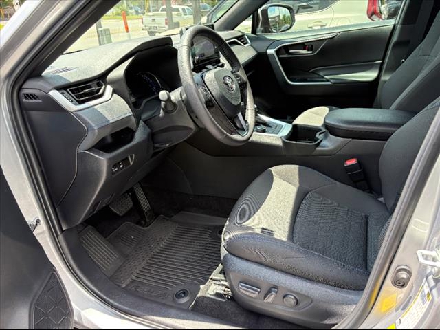 2024 Toyota RAV4 Hybrid SE
