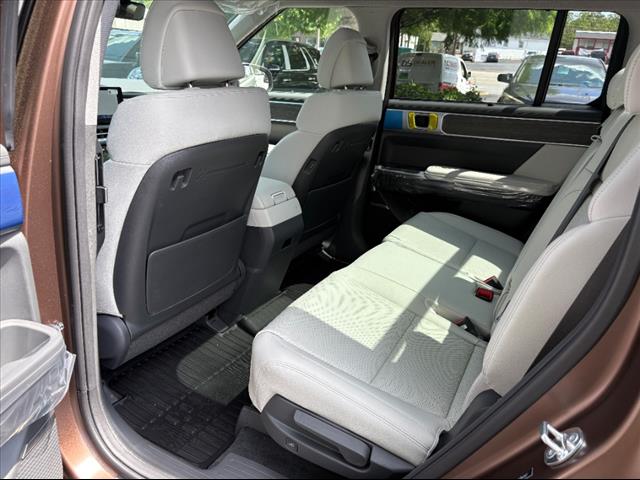 2025 Hyundai SANTA FE Hybrid Limited