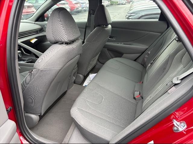 2025 Hyundai ELANTRA SEL Convenience