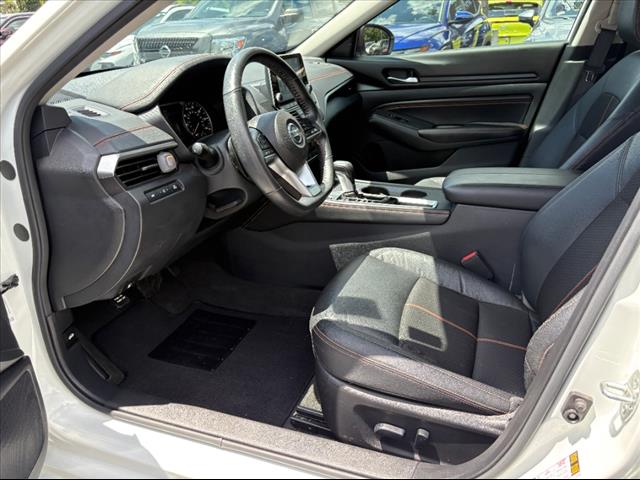 2022 Nissan Altima 2.5 SR