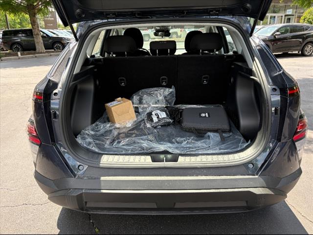 2025 Hyundai KONA SE
