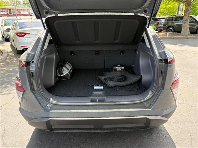 2025 Hyundai KONA SEL Convenience