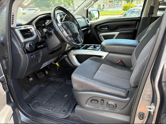 2021 Nissan Titan SV