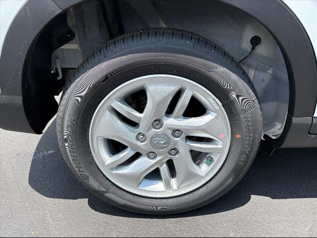 2025 Hyundai VENUE SE