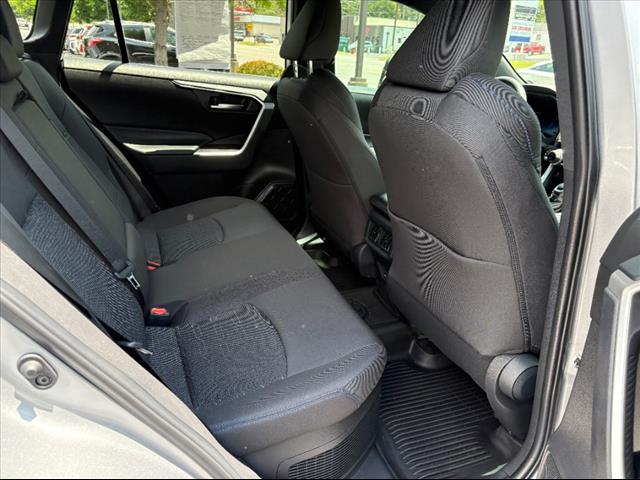 2024 Toyota RAV4 Hybrid SE