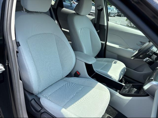 2025 Hyundai KONA SEL Convenience