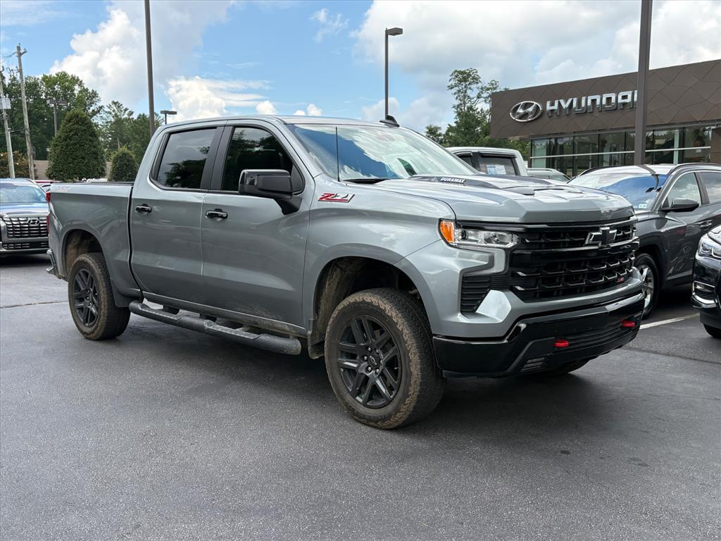 2025 Chevrolet Silverado 1500 LT Trail Boss Crew Cab 4WD