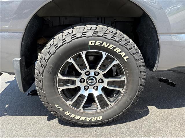 2021 Nissan Titan SV