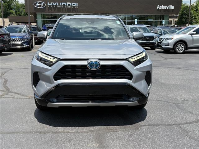 2024 Toyota RAV4 Hybrid SE
