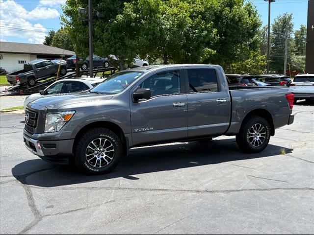 2021 Nissan Titan SV