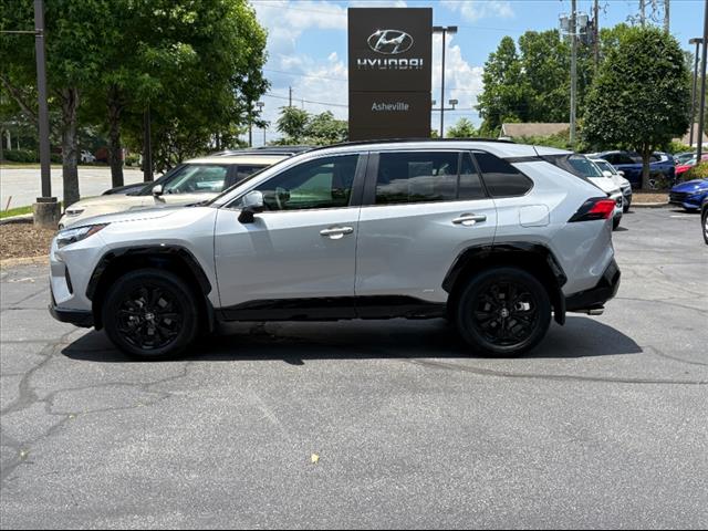 2024 Toyota RAV4 Hybrid SE