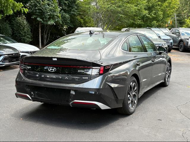 2025 Hyundai SONATA SEL