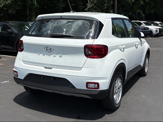 2025 Hyundai VENUE SE