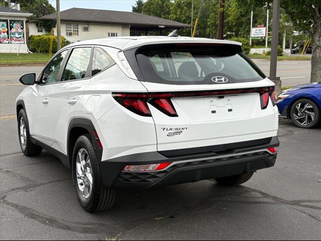 2024 Hyundai TUCSON SE