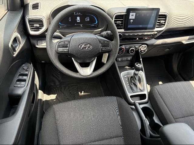 2025 Hyundai VENUE SE