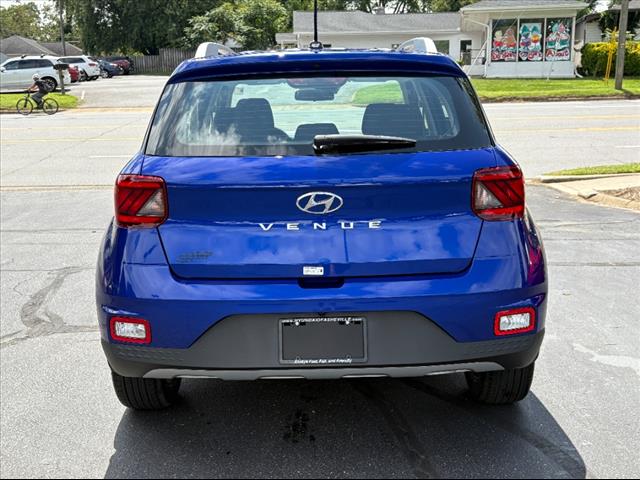 2024 Hyundai VENUE SEL
