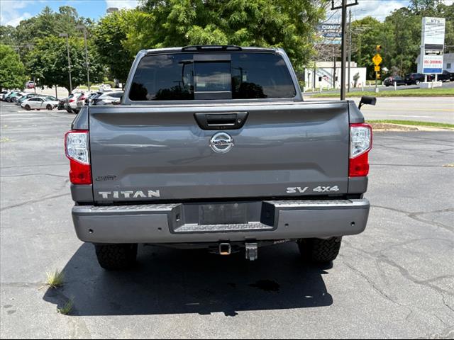 2021 Nissan Titan SV
