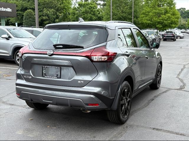 2023 Nissan Kicks SR