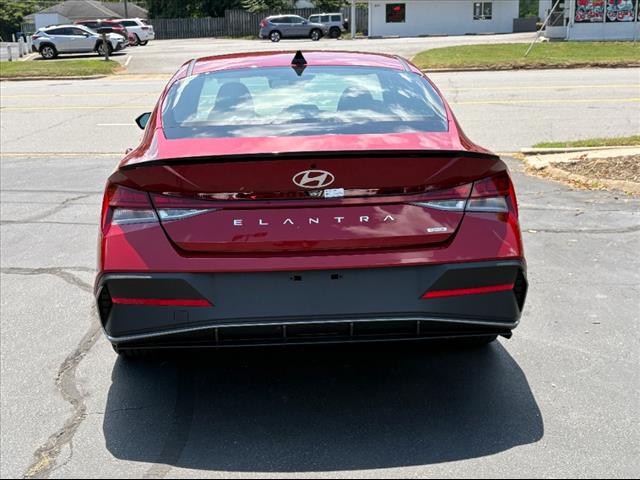 2025 Hyundai ELANTRA Hybrid SEL Sport