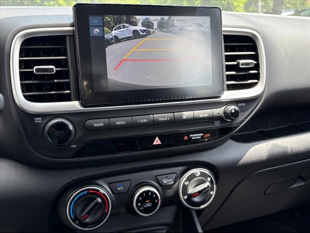 2025 Hyundai VENUE SE