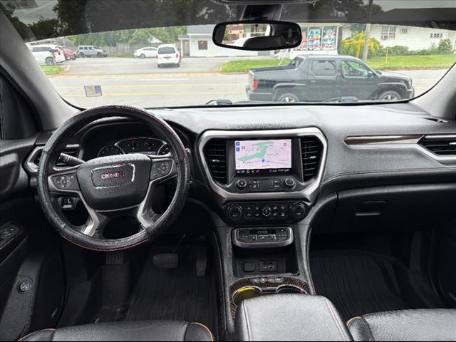 2020 GMC Acadia AT4