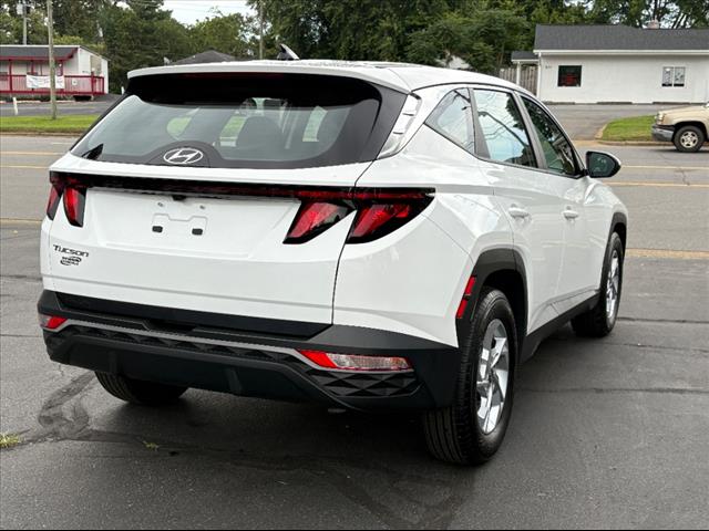 2024 Hyundai TUCSON SE