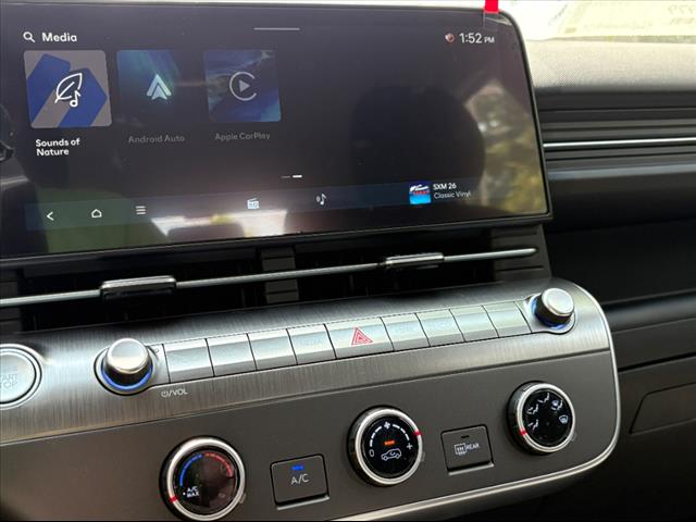 2025 Hyundai KONA SE