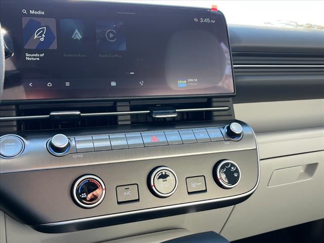2025 Hyundai KONA SE