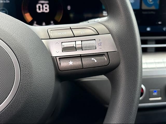 2025 Hyundai KONA SE