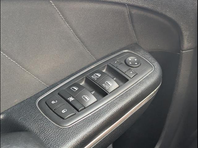 2015 Dodge Charger SXT