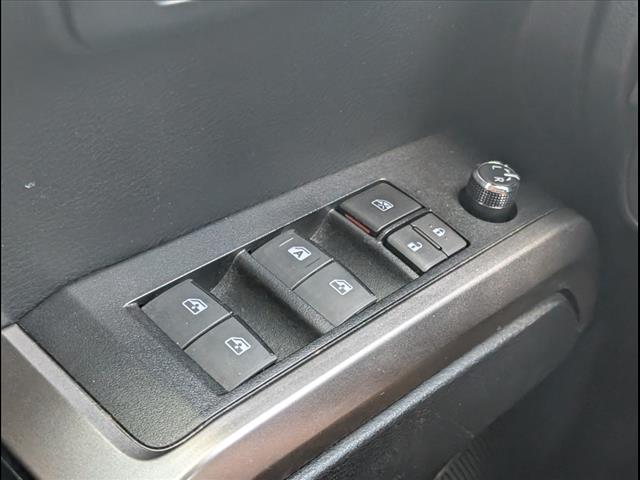 2018 Toyota Tacoma SR5 V6