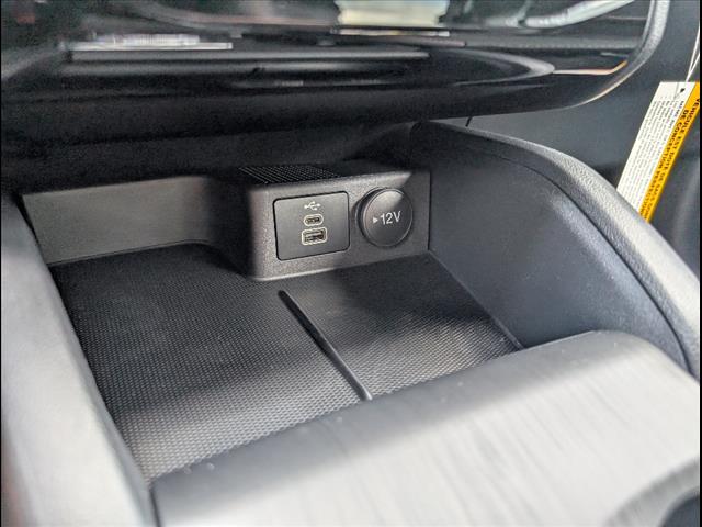 2025 Ford Escape Hybrid ST-Line
