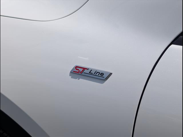 2025 Ford Escape Hybrid ST-Line