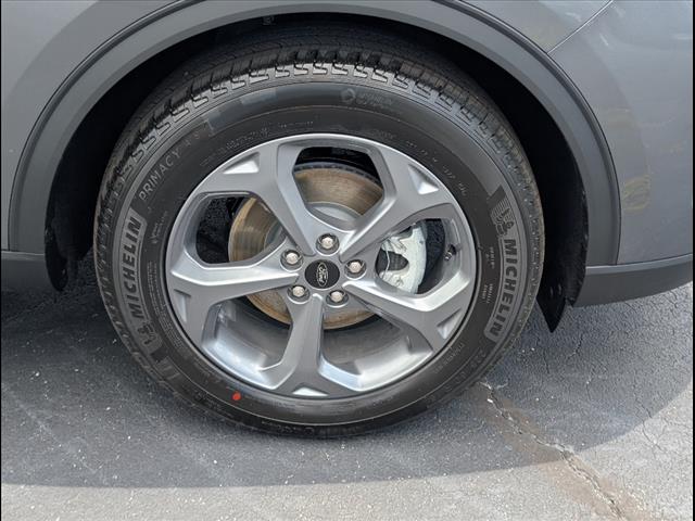 2025 Ford Escape Hybrid ST-Line
