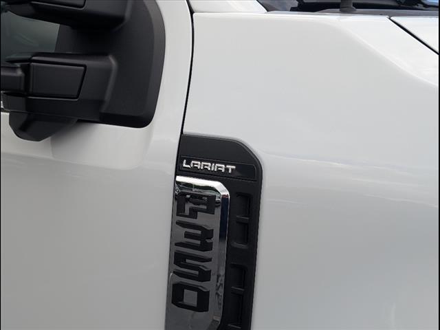 2025 Ford F-350 Super Duty Lariat
