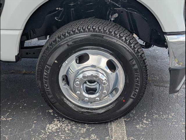 2025 Ford F-350 Super Duty Lariat